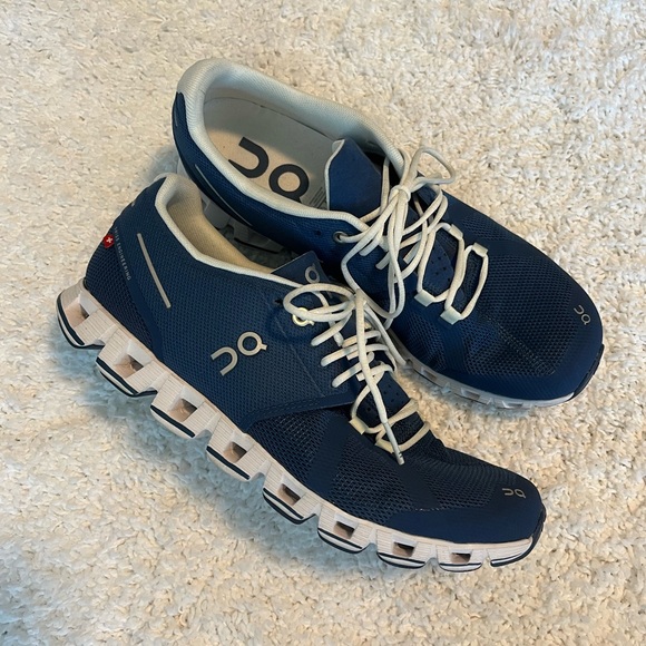 On Cloud5 Running Shoes - Picture 3 of 6